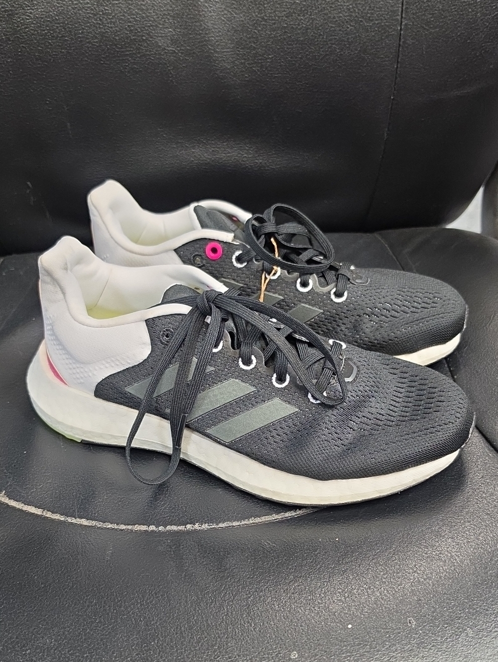 adidas Women's Black Knit Running Shoes with White Heel and Grey Stripes